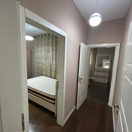 Klajdi Apartman *