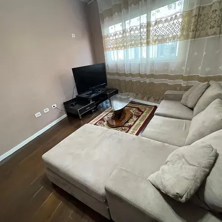 Klajdi Apartman Tirana